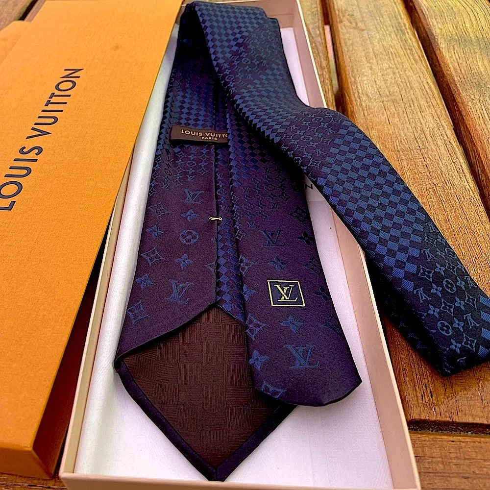 🔥🎁LV SUMMER 26’🎁🔥🆕💯LEGENDARY LOUIS VUITTON ICONIC BLUE MONOGRAM MIX TIE🔥 - Picture 12 of 15